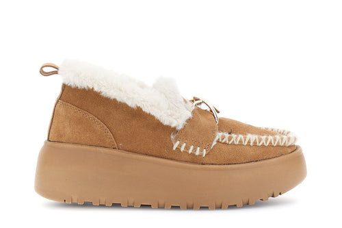 MOCASSINO IN PELLE SCAMOSCIATA CON ACCESSORIO