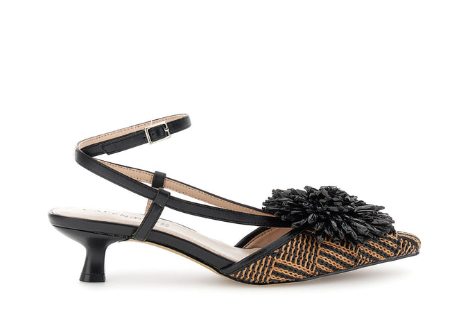 DECOLLETE' CON LACCIO TOMAIA EFFETTO RAFFIA E ACCESSORIO FIORE
