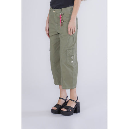 PANTALONE CARGO CON BORCHIE