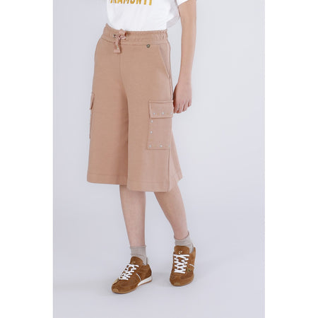 BERMUDA IN FELPA CON TASCONI E CON APPLICAZIONE