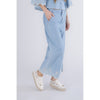 PANTALONE WIDE IN JEANS CON RICAMO AL FONDO
