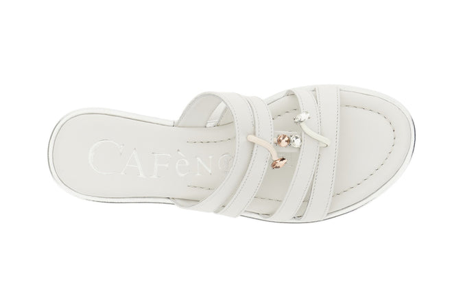 CIABATTA IN PELLE CON ACCESSORIO SMALTATO