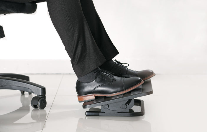 Poggiapiedi Regolabile ed Ergonomico per lo Smart Working