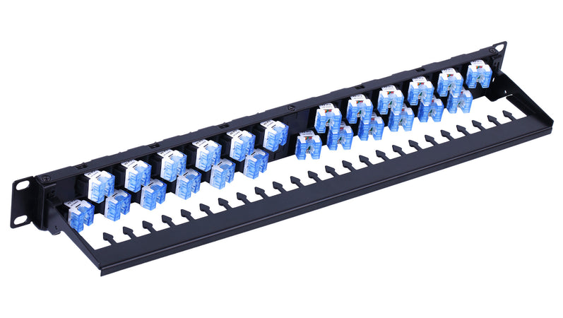 Pannello Patch UTP 24 Posti RJ45 Cat.6A Uscita Inclinata 1U Nero