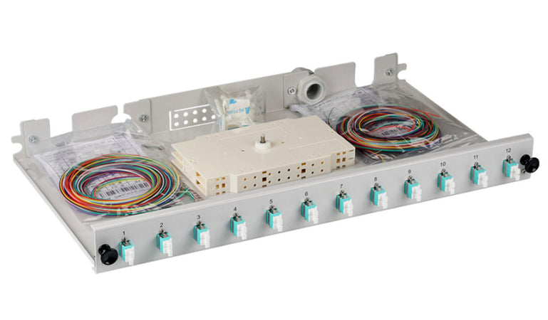 Cassetto Ottico 19'' Assemblato con 12 Bussole e 24 Pigtails LC Duplex Multimodale OM3