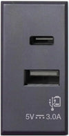 Tekla S44 Caricatore USB-A e USB-C&trade 3A 230V Grigio Opaco, 445082USBAC