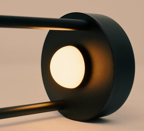 Lampada da Tavolo LED Portatile in Ferro con Maniglia