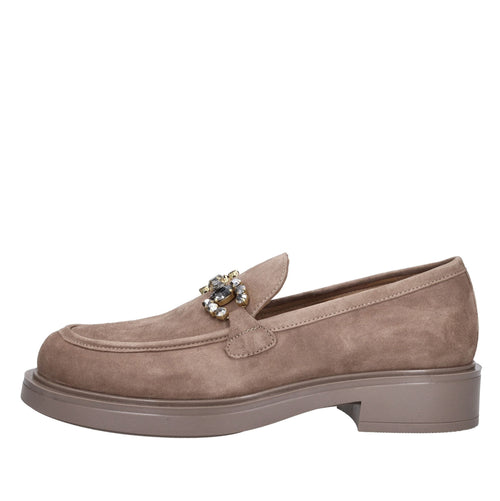 Emanuelle Vee Scarpe basse Beige da donna