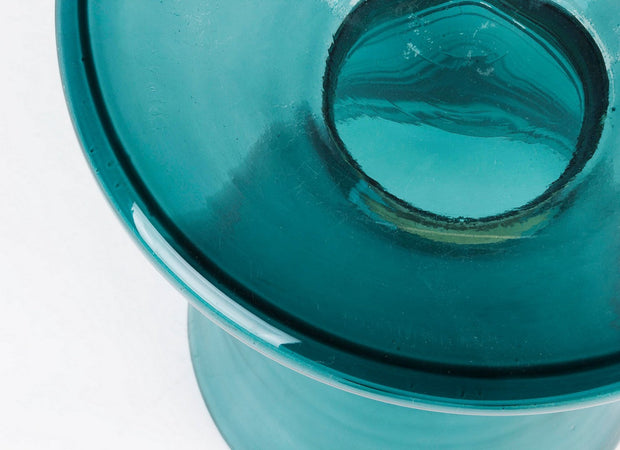 Tavolino "Azmin" in vetro con anello decorativo placcato ottone per arredamento