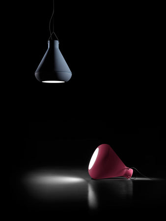 Lampada "Spot" struttura in polietilene con kit luce per interno