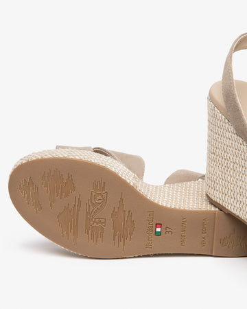 Nero Giardini sandali donna in camoscio col creta E616020D451