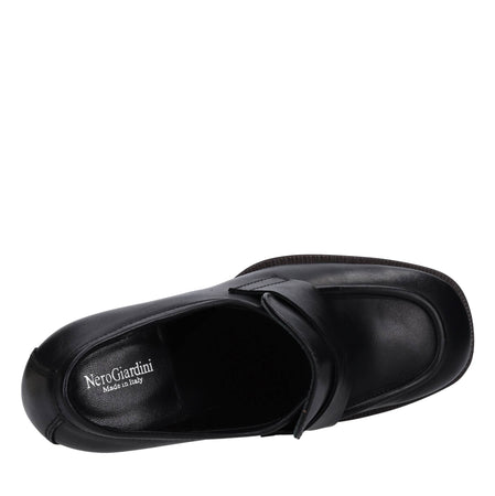 NERO GIARDINI Scarpe basse Nero da donna