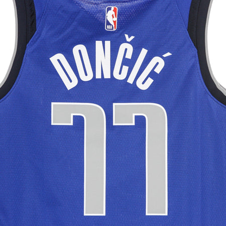 NIKE NBA Canotta Basket Uomo Nba Swingman Jersey Icon Edition 2020 No 77 Luka Doncic Dalmav Game Royal/college Navy da uomo