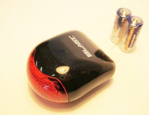 FANALINO ROSSO POSTERIORE PER BICICLETTA UNIVERSALE LUCE A BATTERIA BC 27