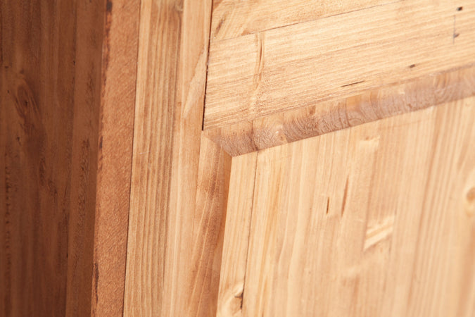 Biscottini Biscottini Comodino Country legno tiglio 5 cassetti 51x30x74 finitura naturale