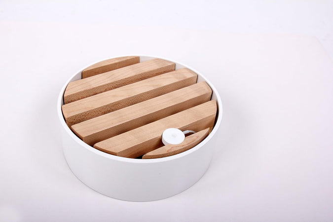 Trellis Charging Dock/4 prese USB Hub/bianco e legno naturale