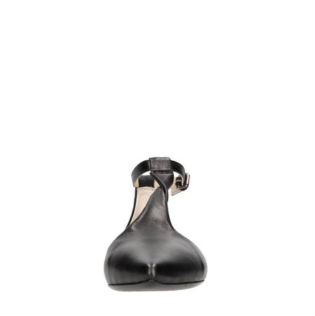 Strategia Scarpe basse Nero da donna