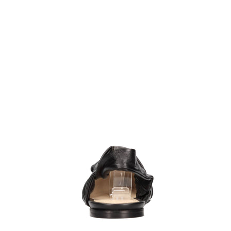 Strategia Scarpe basse Nero da donna