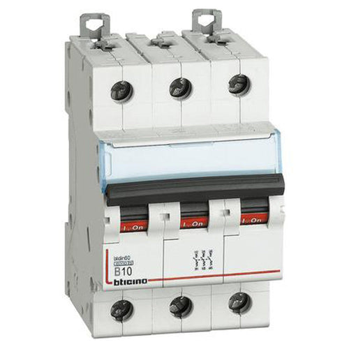 Interruttore magnetotermico 3 poli 3 moduli 10A curva B Bticino