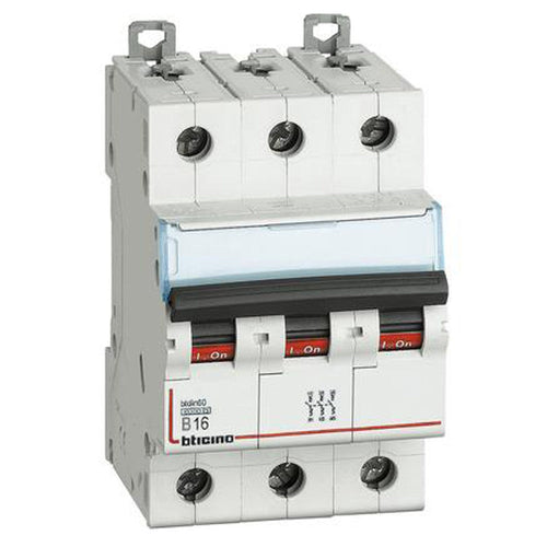 Interruttore magnetotermico 3 poli 3 moduli 16A curva B Bticino