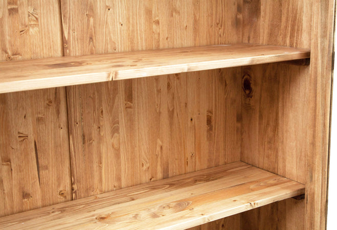 Biscottini Vetrina Country in legno massello di tiglio finitura naturale L109xPR36xH180 cm. Made in Italy