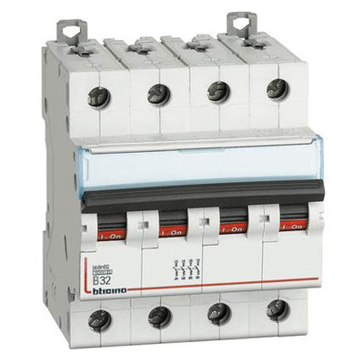 Interruttore magnetotermico 4P 4MOD. 32A Bticino