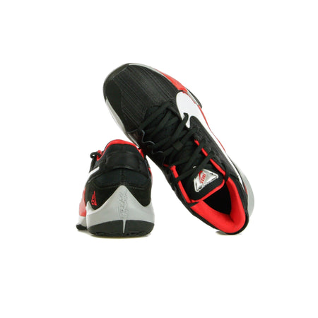 NIKE NBA Scarpa Basket Uomo Zoom Freak 2 Black/white/university Red da uomo