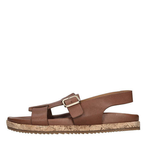 Chie Mihara Scarpe basse Marrone da donna