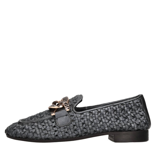 Emanuelle Vee Scarpe basse Grigio da donna