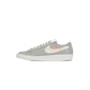 Nike Scarpa Bassa Uomo Blazer Low Suede Wolf Grey/sail/bright Crimson/white da uomo