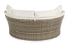 Daybed Lesly con cuscino e cappottina, struttura in alluminio e intreccio in fibra sintetica