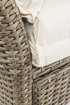 Daybed Lesly con cuscino e cappottina, struttura in alluminio e intreccio in fibra sintetica
