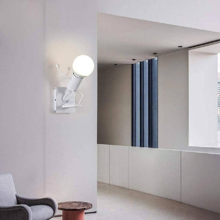 Applique Da Parete Decorativo Forma Omino Che Salta In Metallo Attacco E27 Aq50