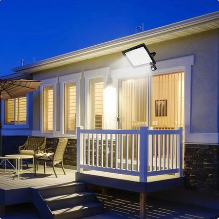 FARO LED 200W CON SENSORE DI MOVIMENTO PIR FARETTO SLIM LUCE FREDDA 6500K IP66 100LM/W