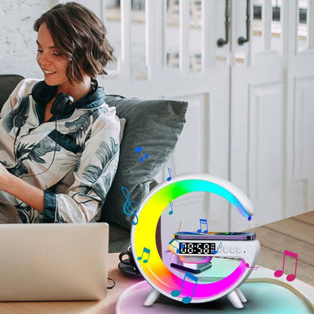Lampada A Forma Di G Multicolor Con Cassa Speacker E Caricabatteria Ad Induzione