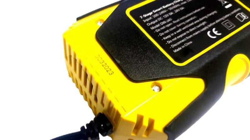 Caricabatterie Intelligente Avviatore Emergenza Batteria Auto Moto 6v 6a 12v 4a J99