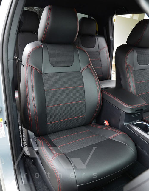 Coprisedili su misura per Toyota Tacoma III Double Cab (2015+), Dynamic Style