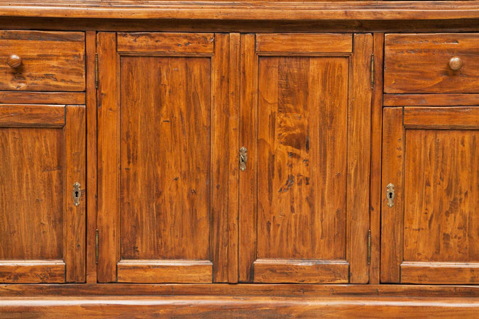 Biscottini Vetrina Country Biscottini legno massello tiglio finitura noce 156x50x200