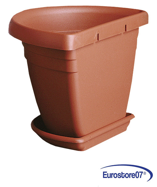 GERLA cm 40 x 23 x 26 - Lt. 8 -In polipropilene. Con sottovaso. -   DF  612784