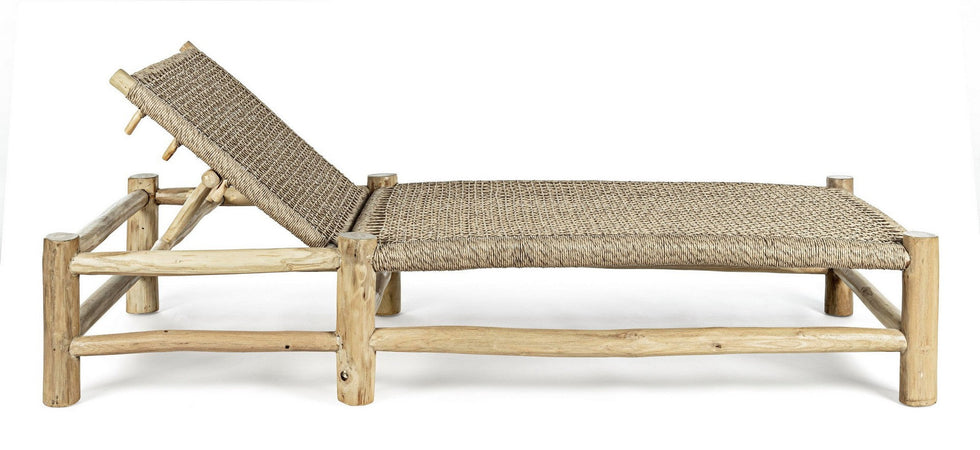 Lettino "Lampok" con struttura in rami di teak con intreccio in fibra sintetica