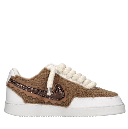 NIKE SEDDYS Sneakers Marrone da donna