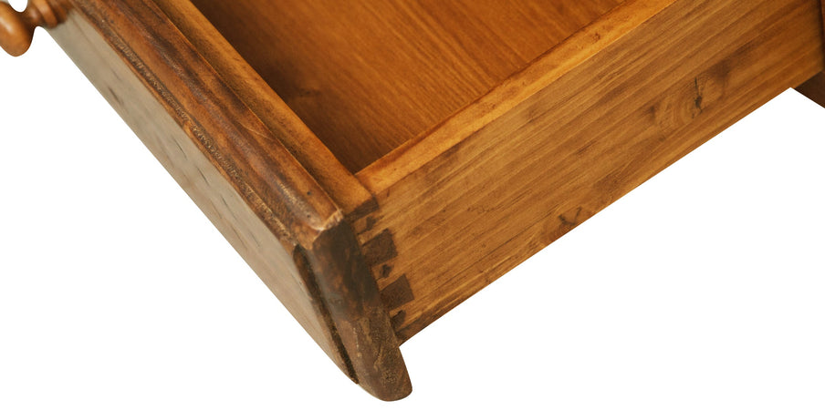 Biscottini Comodino Country Biscottini 56x36x66 legno massello tiglio finitura noce Made