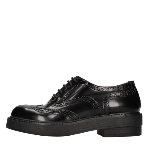 Strategia Scarpe basse Nero da donna