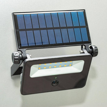 Faretto Solare Ip65 Ricaricabile Parete Sensore Crepuscolare Movimento Led 8 W