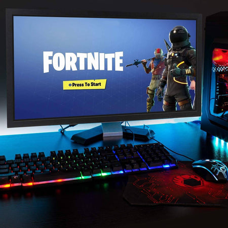 Kit Gaming Per Pc Con Tastiera Cuffia Con Microfono Tappetino Mouse A Led 4in1