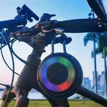 Cassa Speacker Portatile Bluetooth Luce Led Multicolor Con Gancio Per Appenderla