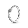 PANDORA  Anello Scintillante Logo Pandora e Cuori