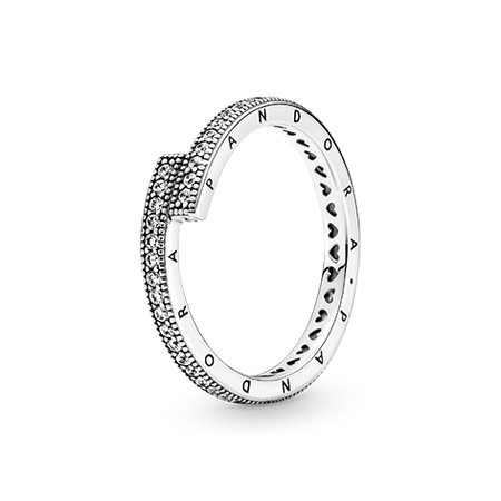 PANDORA  Anello Scintillante Logo Pandora e Cuori
