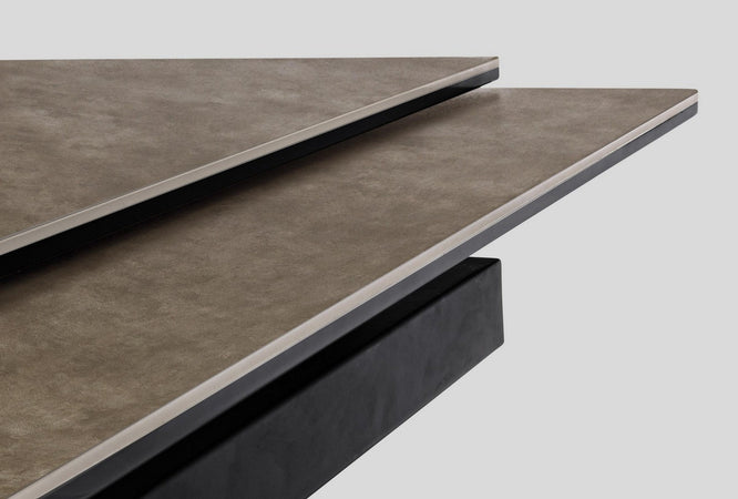 Tavolo Arzachel allungabile rettangolare con piano in ceramica con supporto in vetro temperato da 240 x 90cm