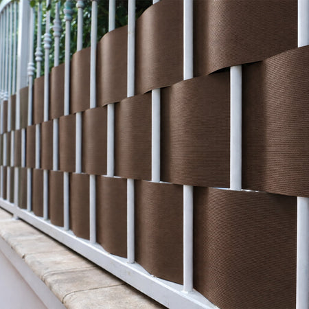 Telo Frangivista in Pvc 19cm x 35mt Oscurante Anti UV per Balcone Giardino Terrazzo Marrone